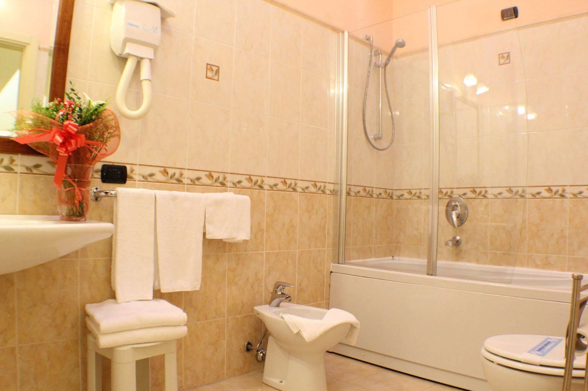 Certosa Hotel Milano Ngoại thất bức ảnh