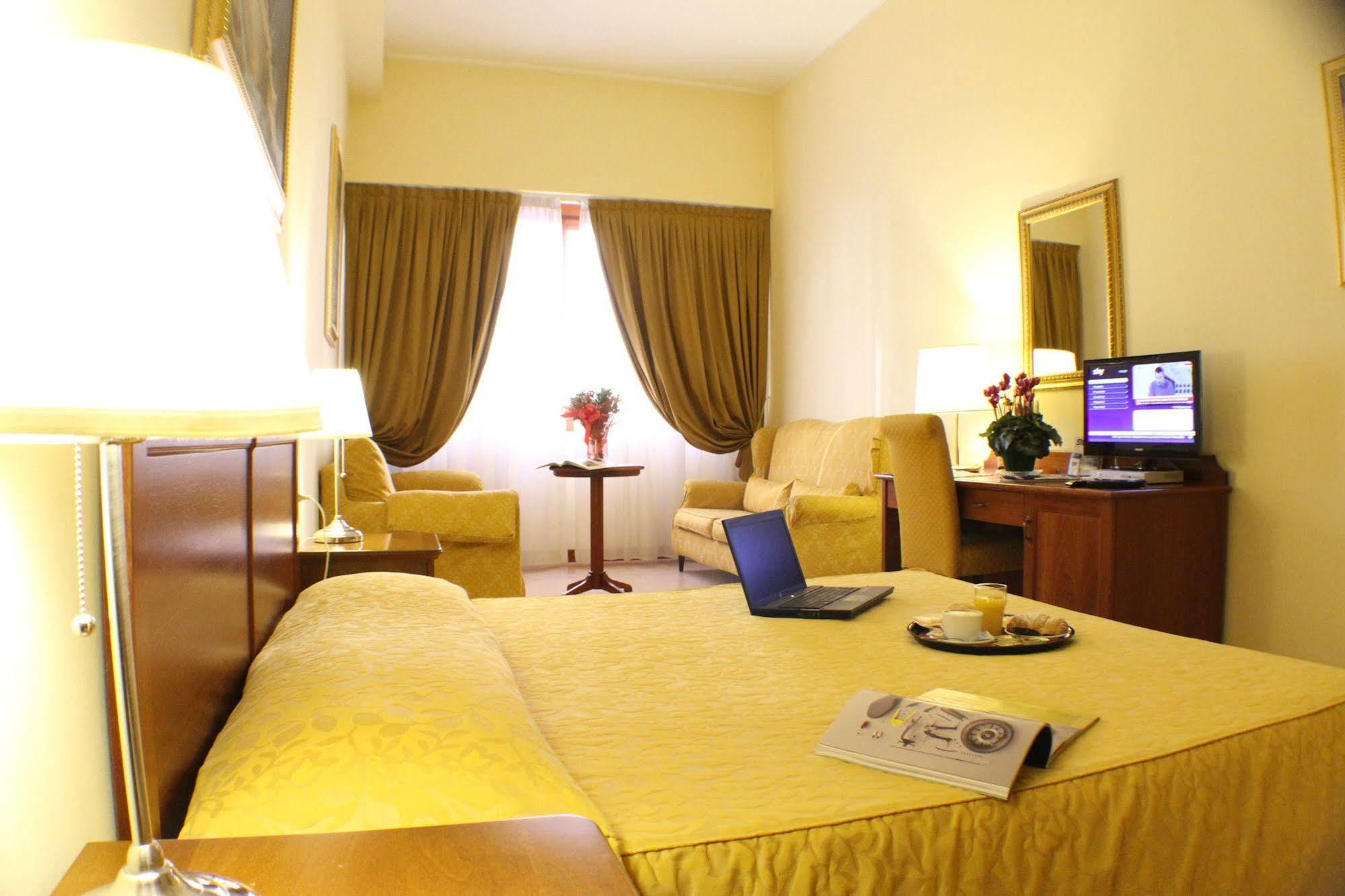 Certosa Hotel Milano Ngoại thất bức ảnh